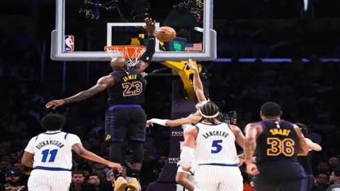 2025年国足再遇沙特，于海任意球致胜，首发阵容表现几何？